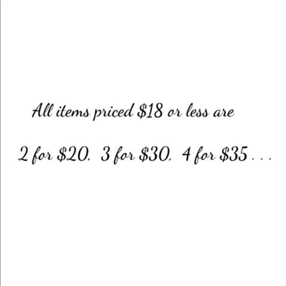 NEW Hello Kitty Metal Enamel Pin - Picture 2 of 4